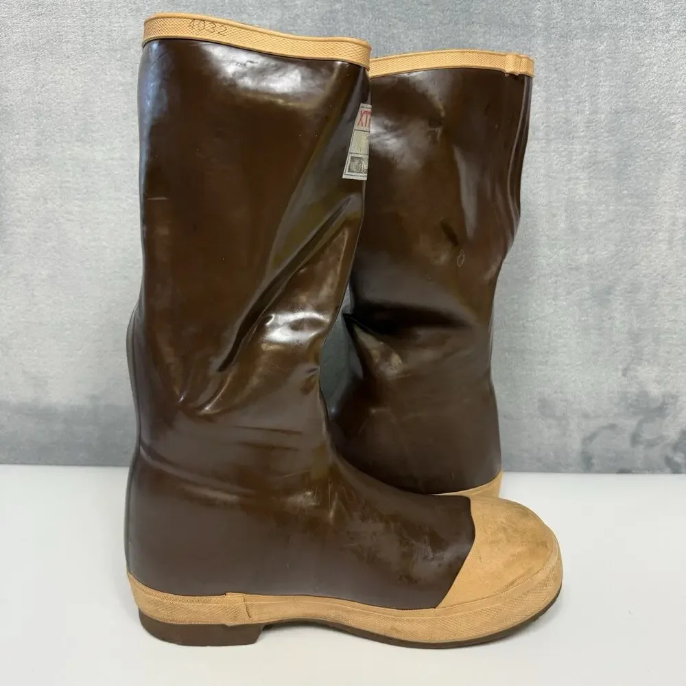 Xtratuf pre owned